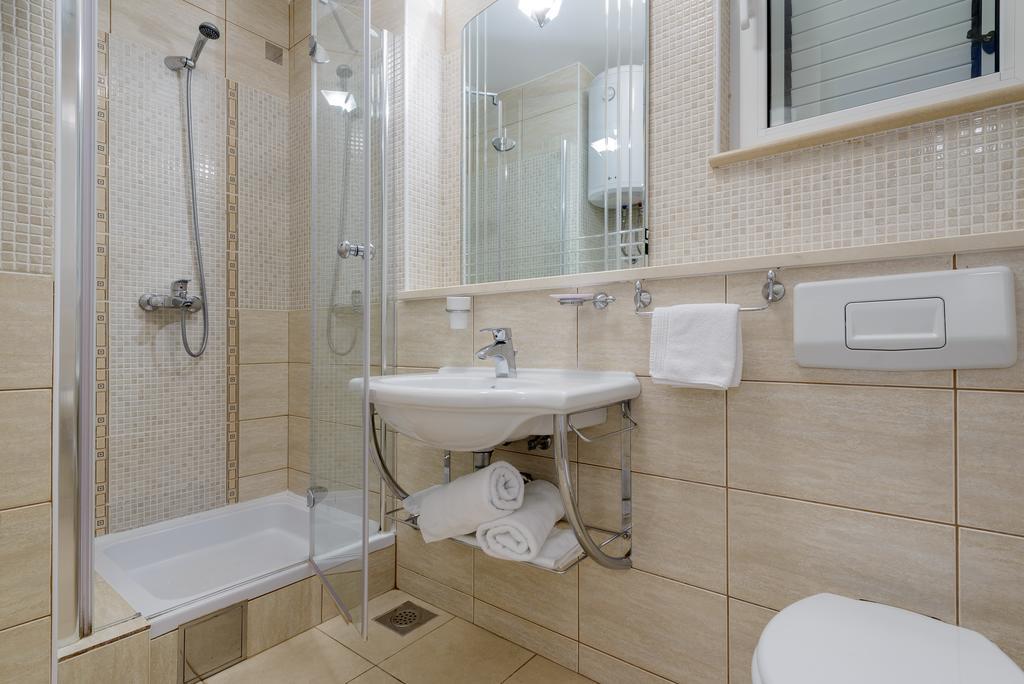 Apartment Promenade Zlatni Rat Бол Номер фото
